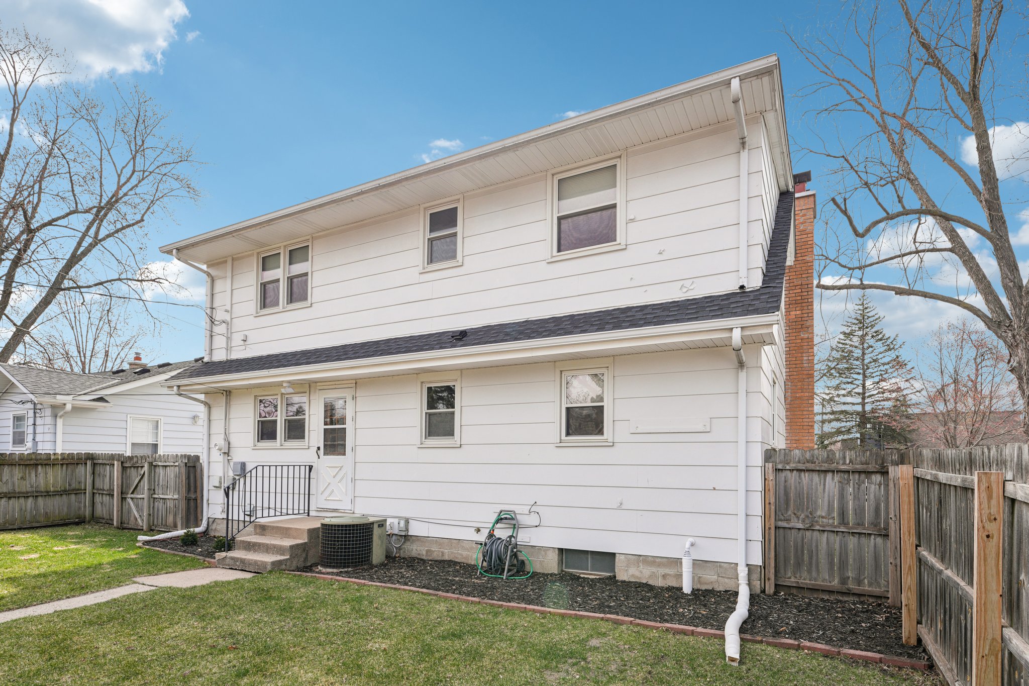 5th Ave S-S0804-048.jpg