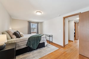 5th Ave S-S0804-033.jpg