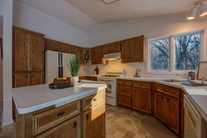 14 Kitchen