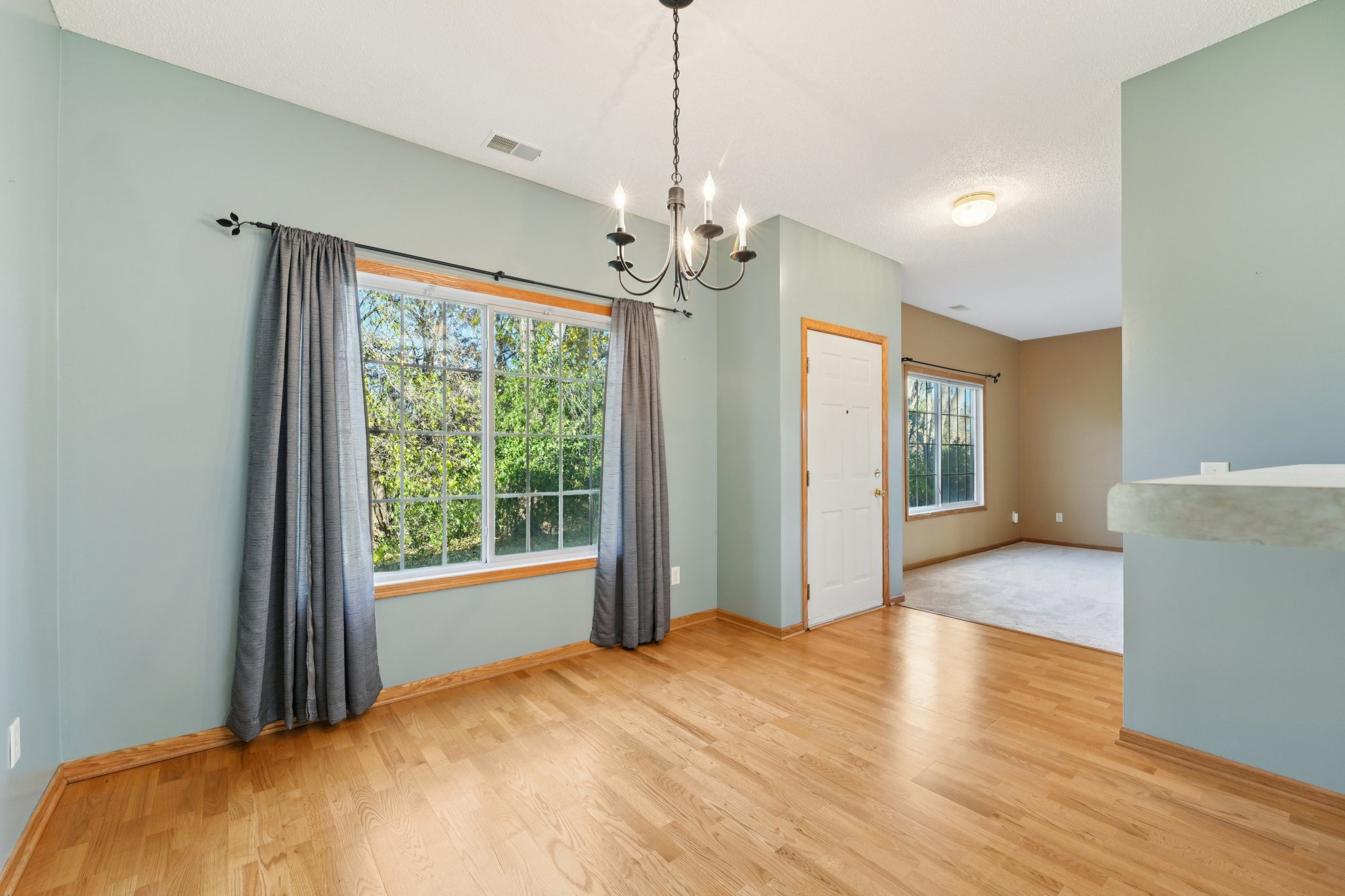 Derby Ln-S0411-016.jpg