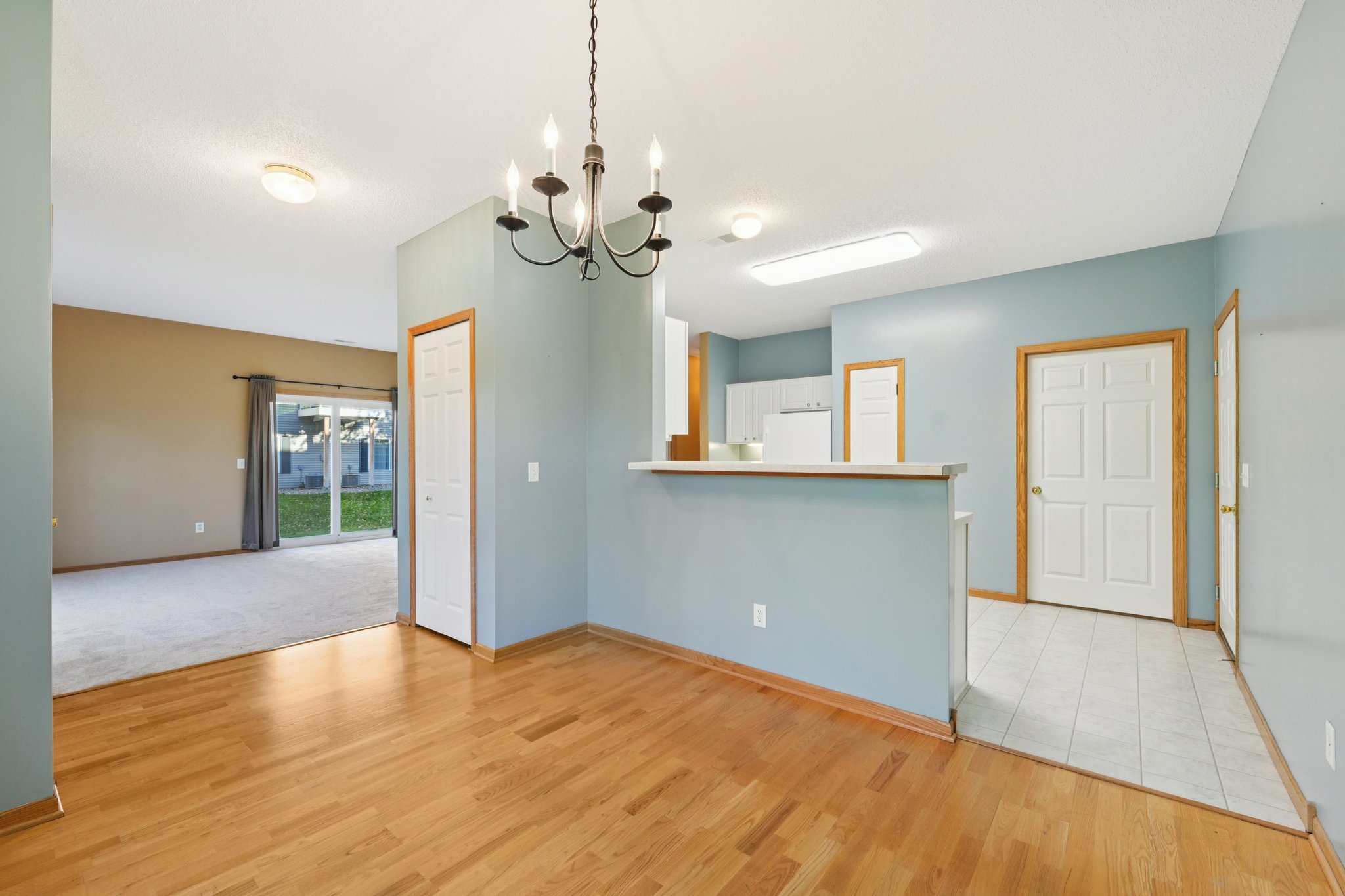 Derby Ln-S0411-017.jpg