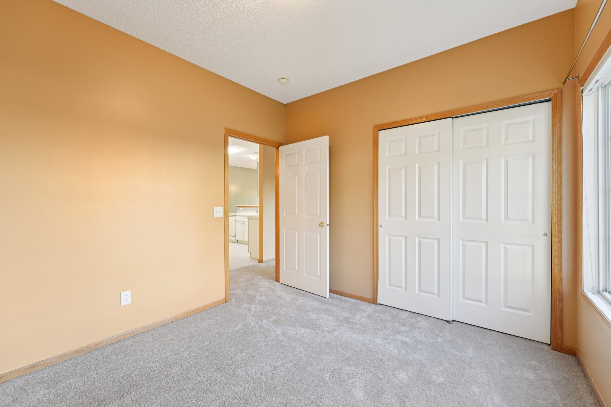 Derby Ln-S0411-019.jpg