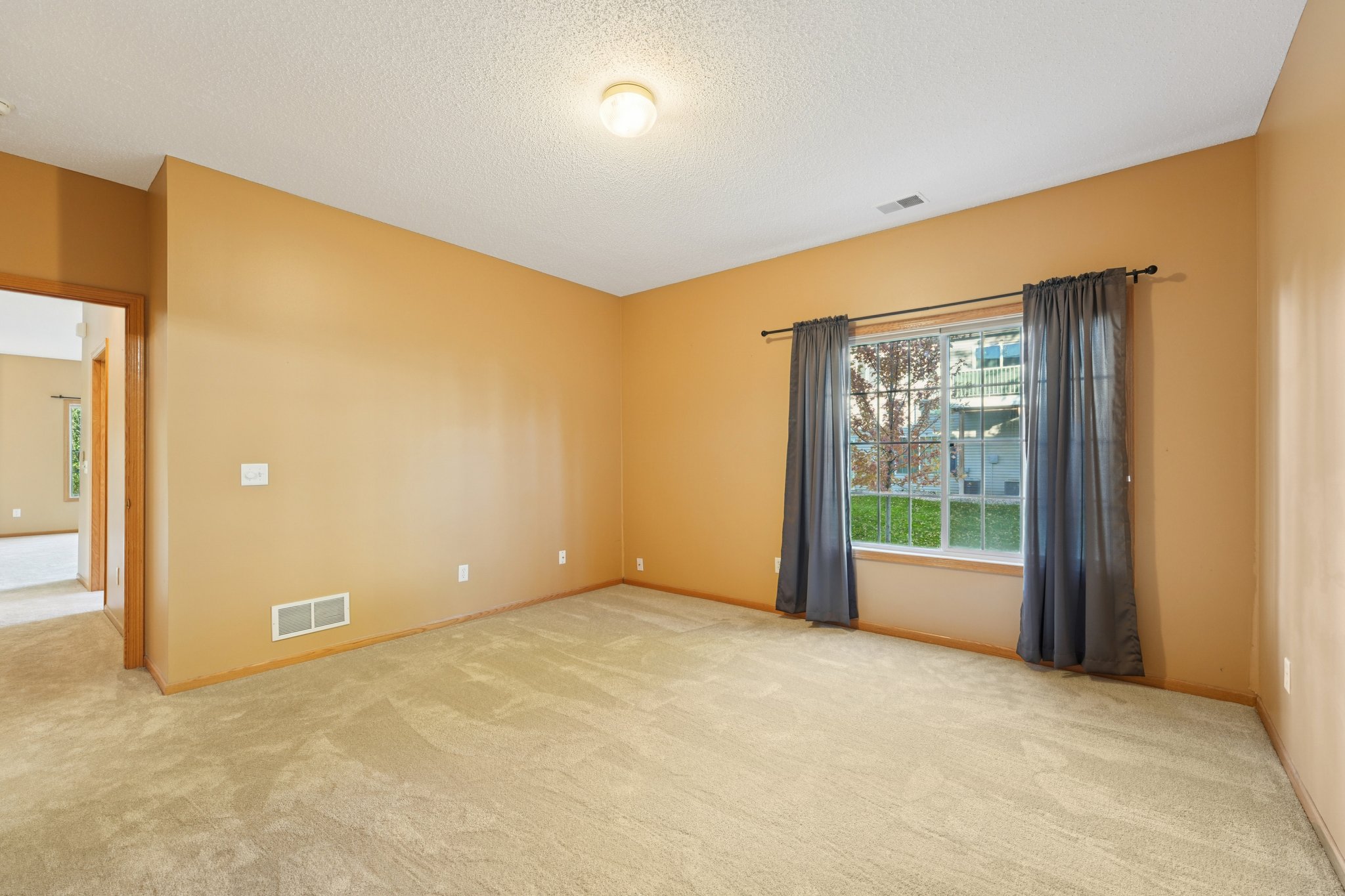 Derby Ln-S0411-021.jpg