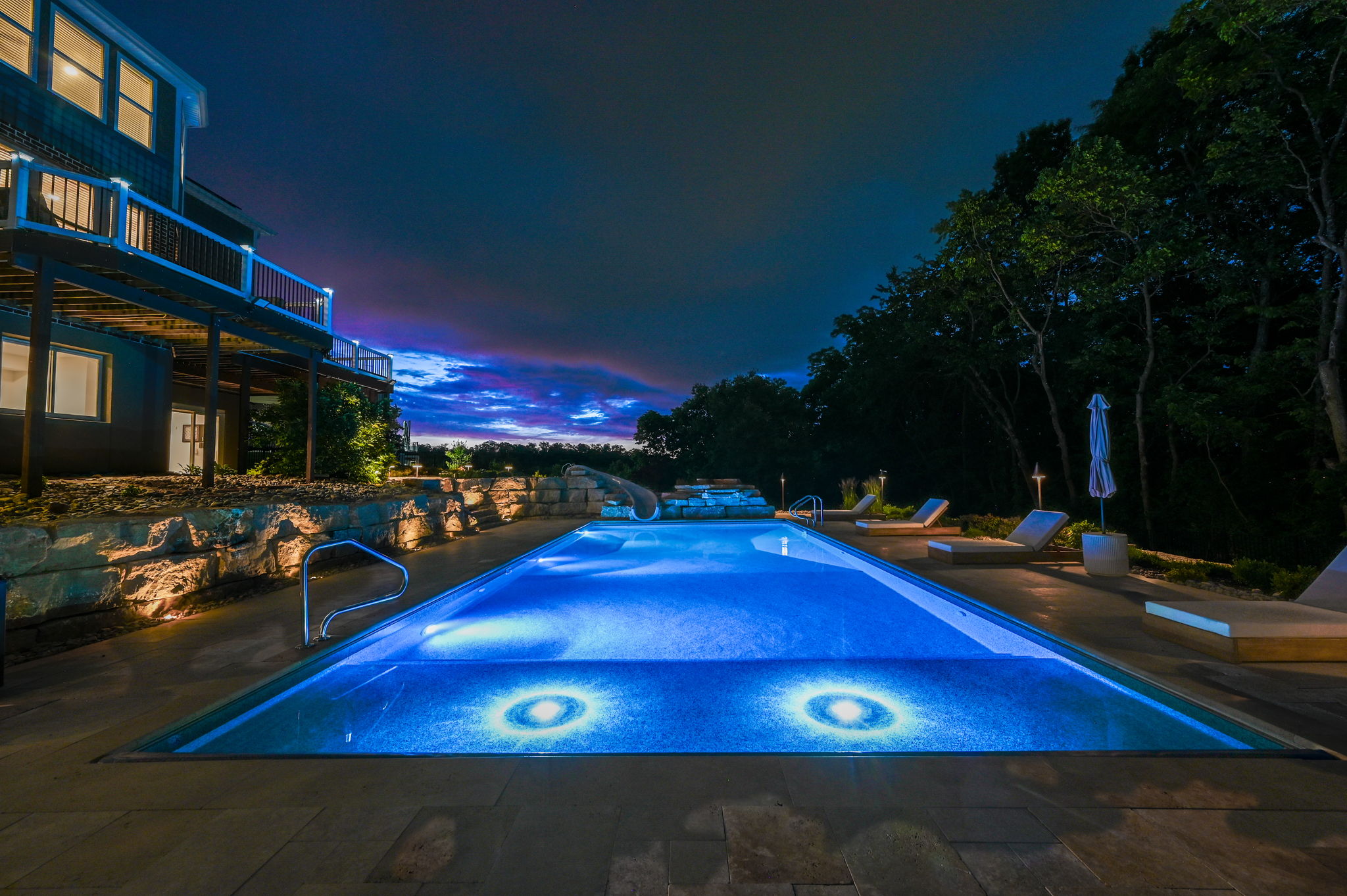 7347 Glenview night time--4