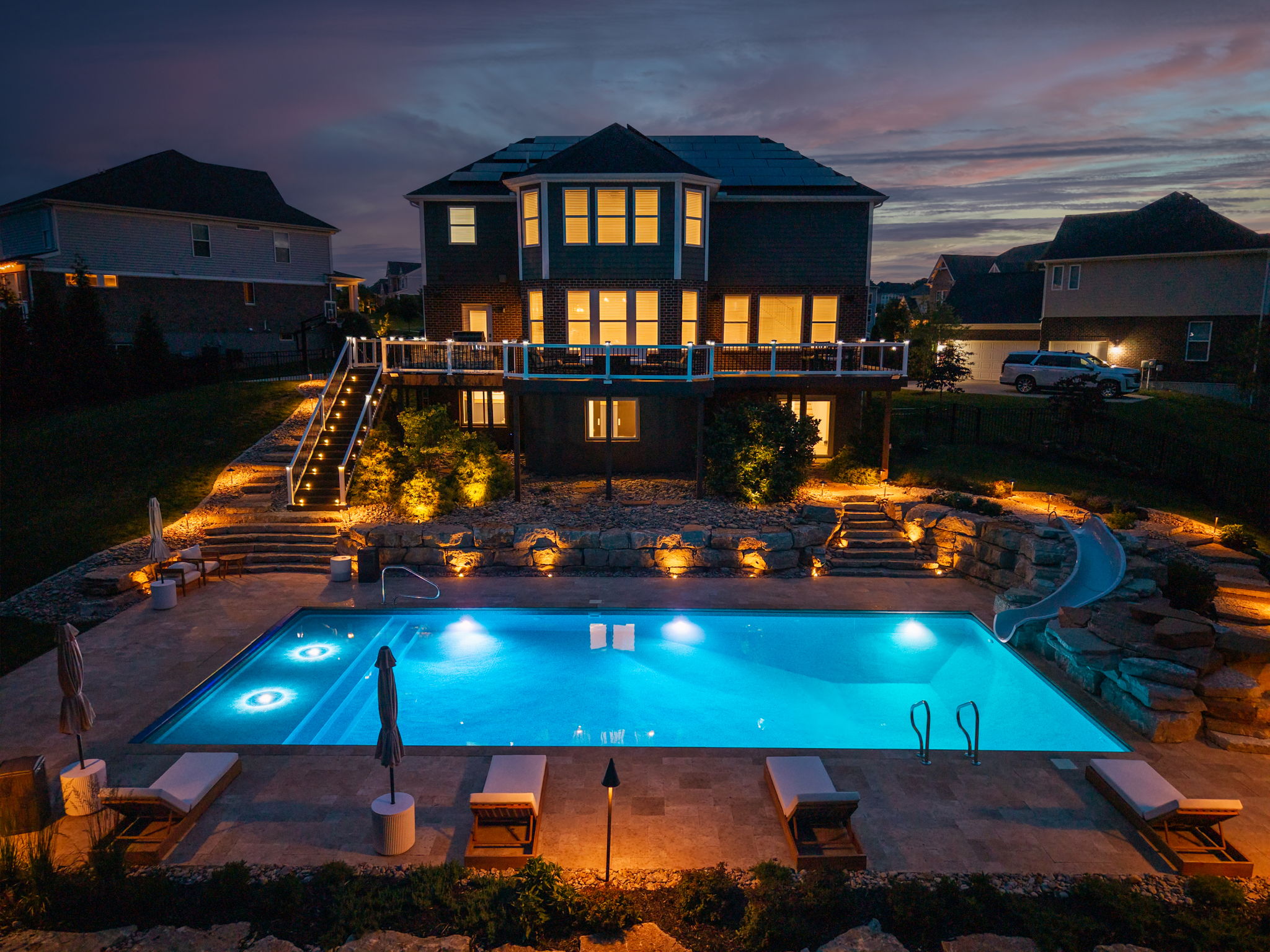 7347 Glenview night time--10