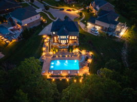 7347 Glenview night time--8