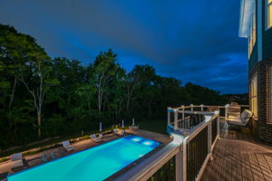 7347 Glenview night time-5456