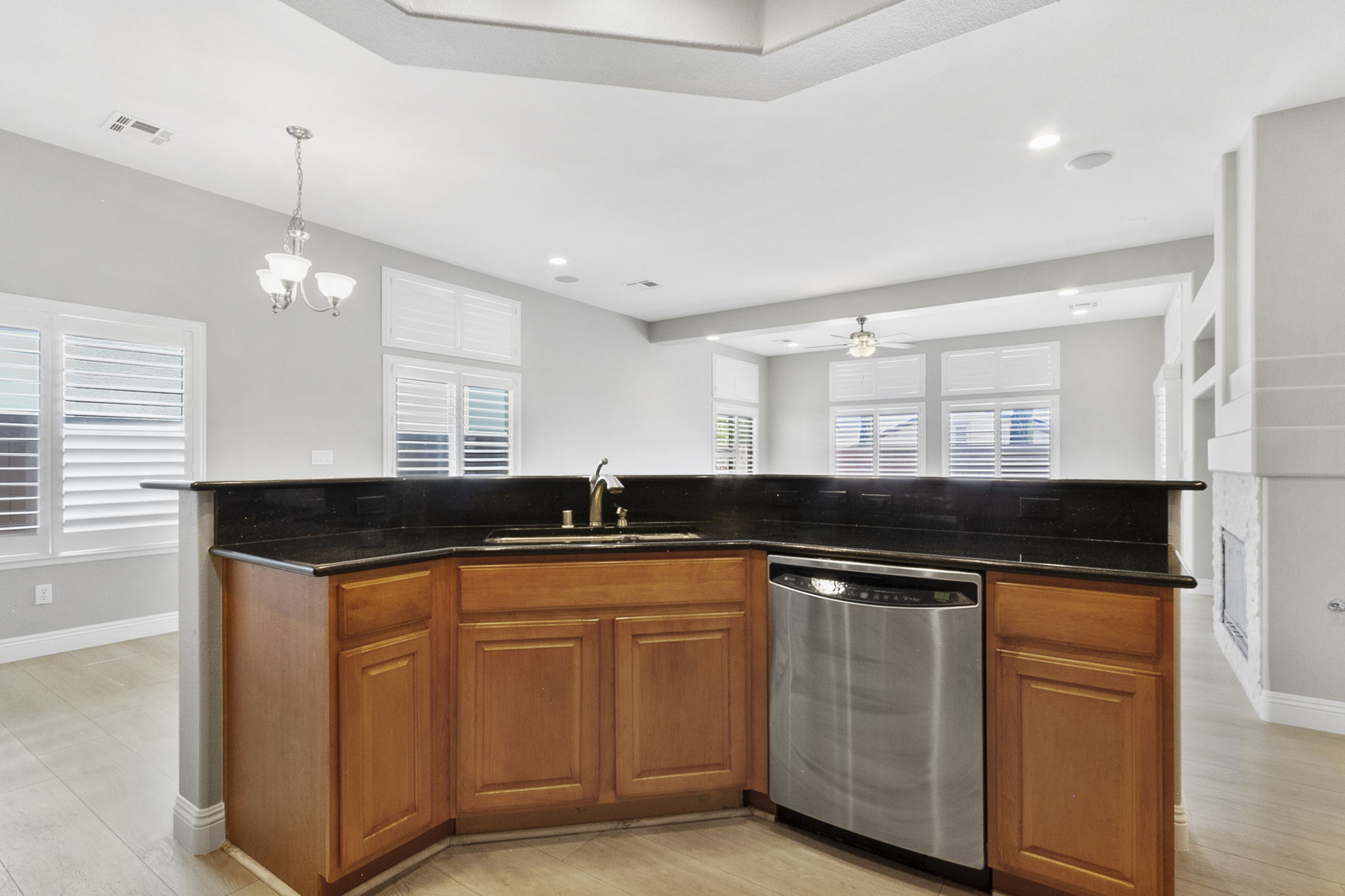 7348 Puckershire St, Las Vegas, NV 89166, USA Photo 20
