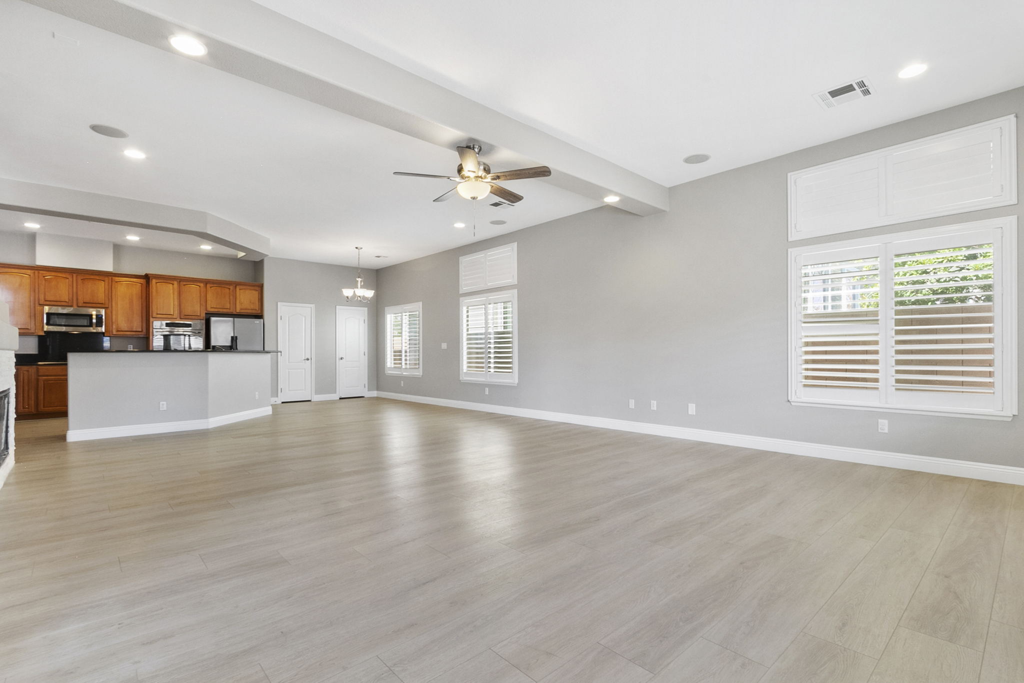 7348 Puckershire St, Las Vegas, NV 89166, USA Photo 16