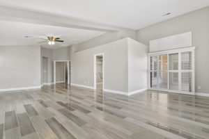 7348 Puckershire St, Las Vegas, NV 89166, USA Photo 28