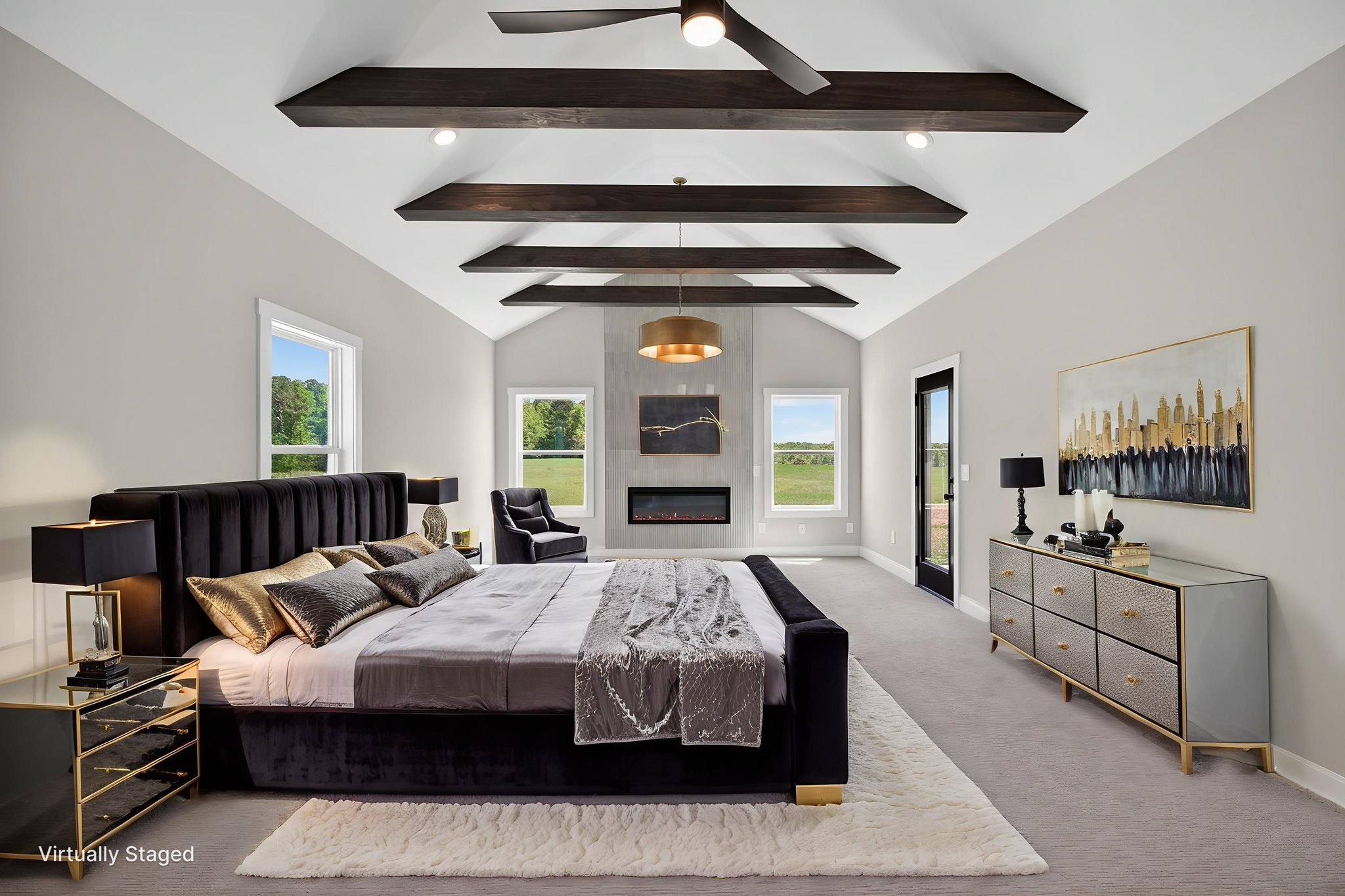 mppmedia735lakecir31 virtually staged.jpeg