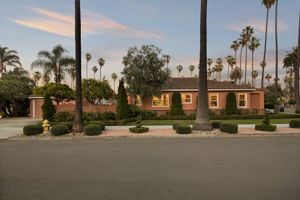  Photo 0