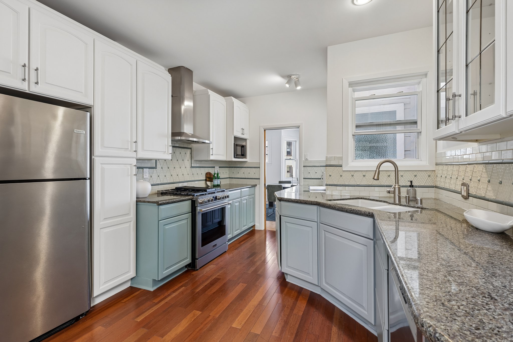 737 Union St. San Francisco-S2109-014.jpg