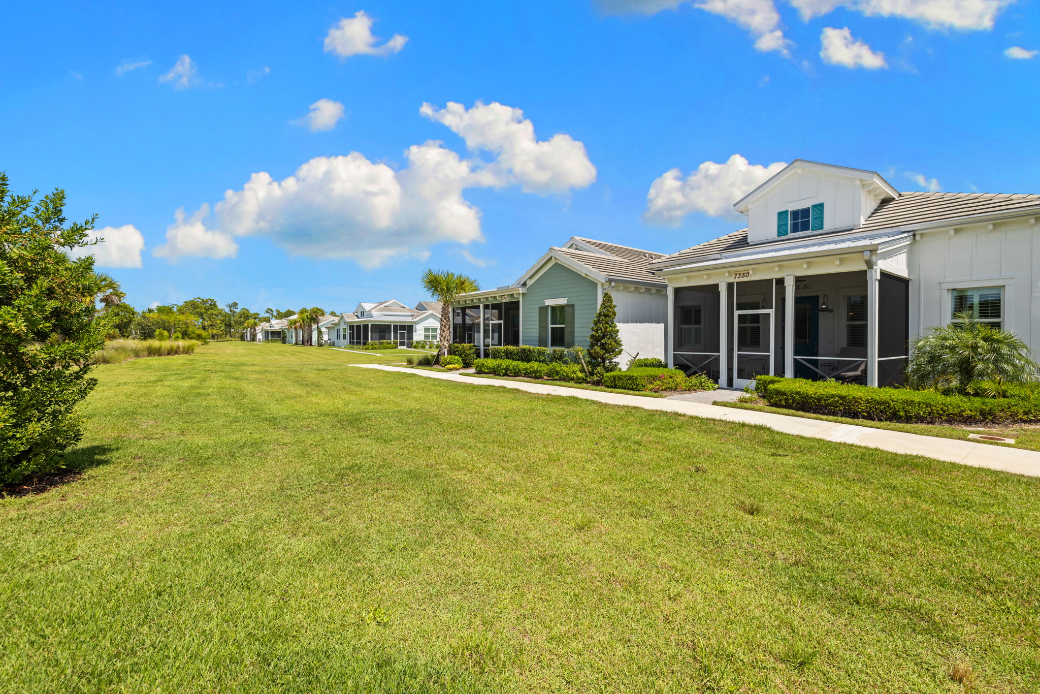 Huge front lawn!