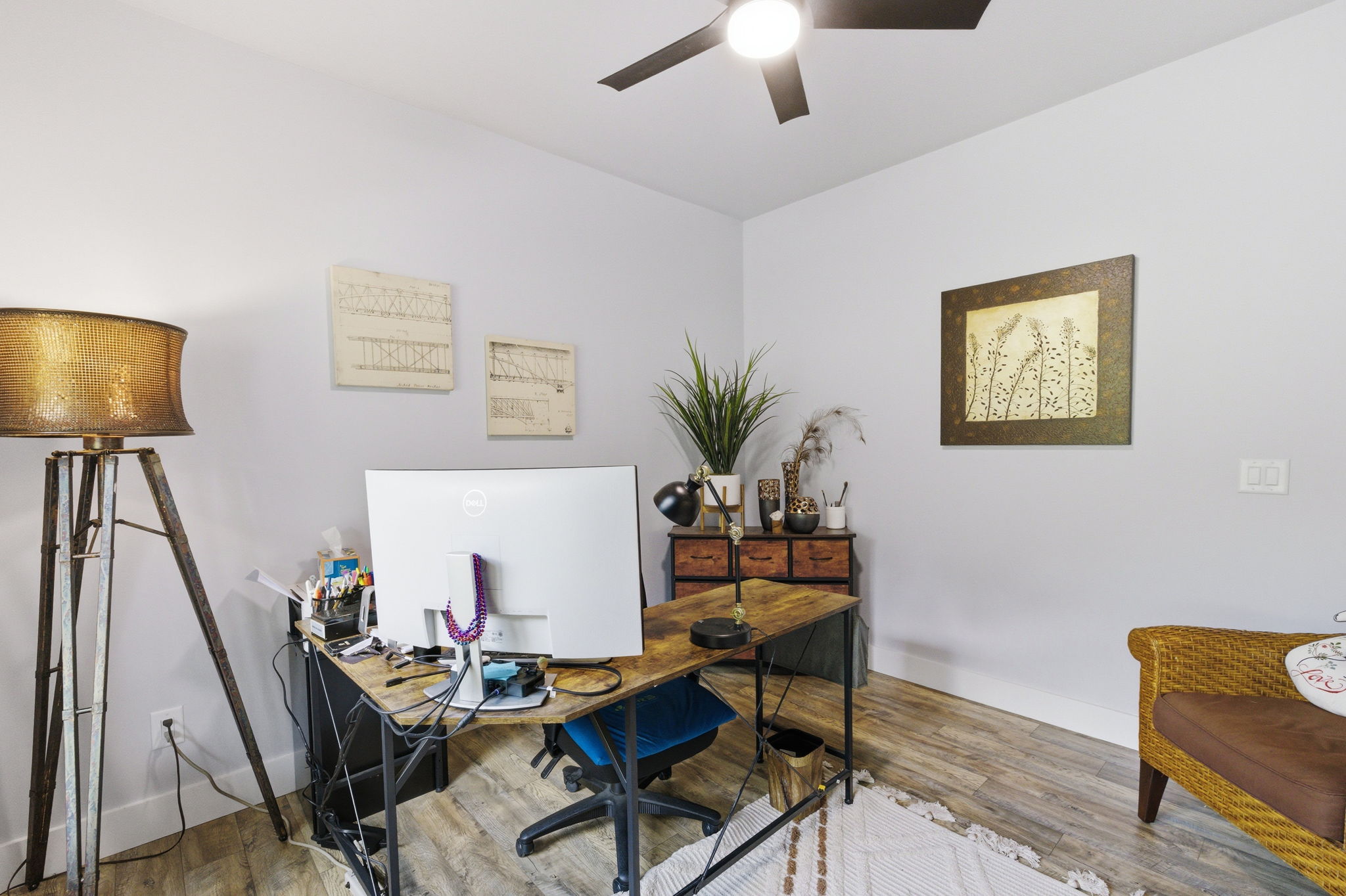 7351 Hiddedn View Dr-11