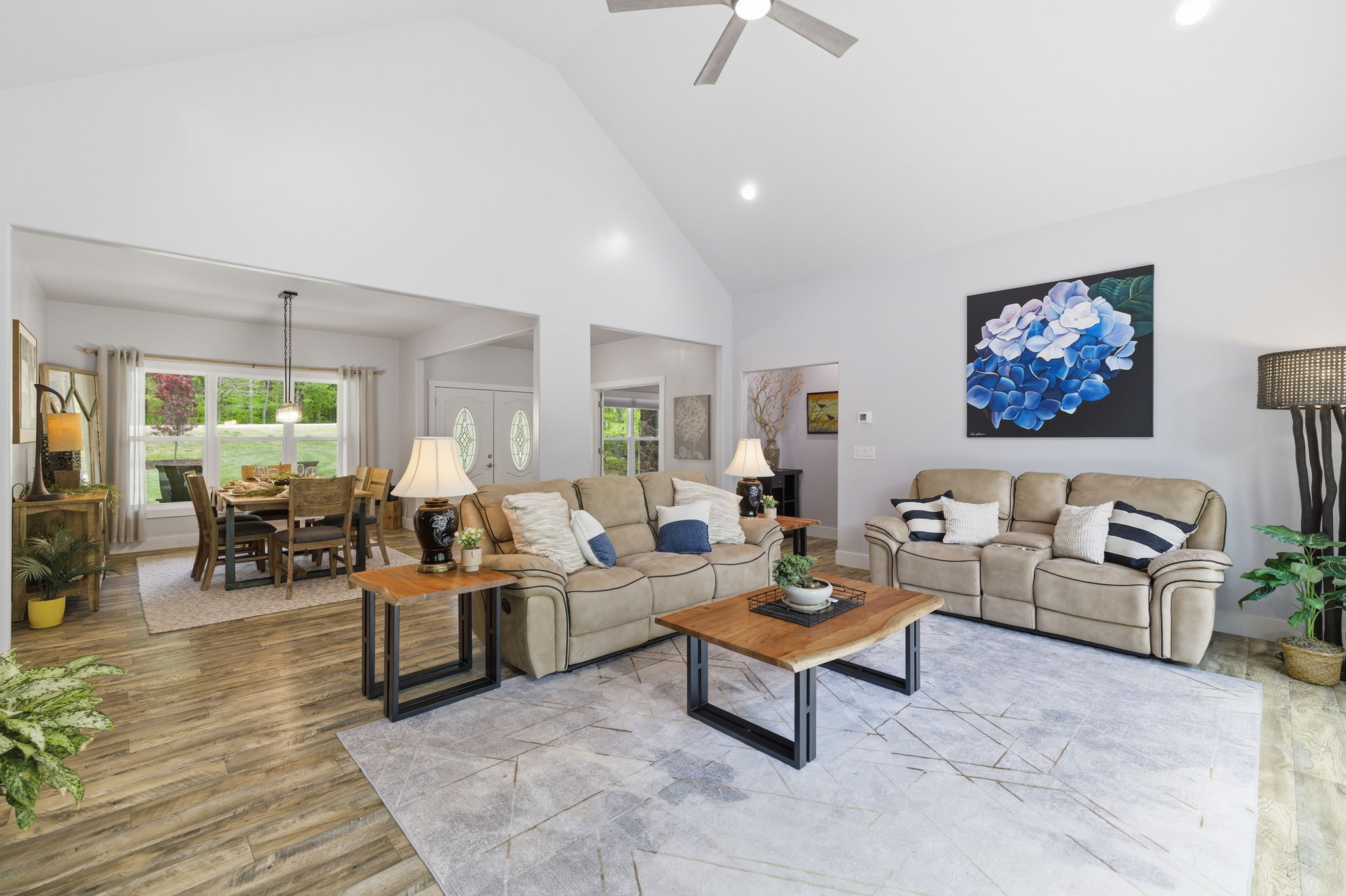 7351 Hiddedn View Dr-16