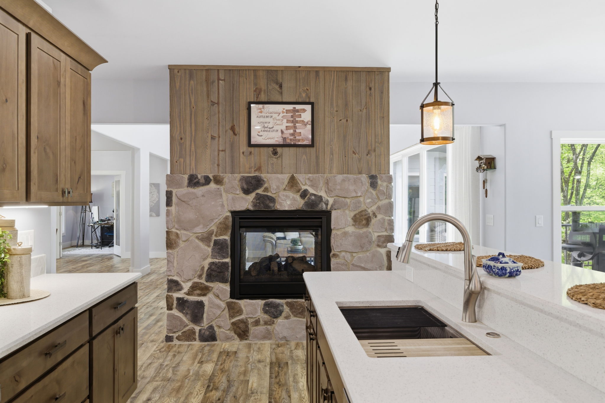 7351 Hiddedn View Dr-19