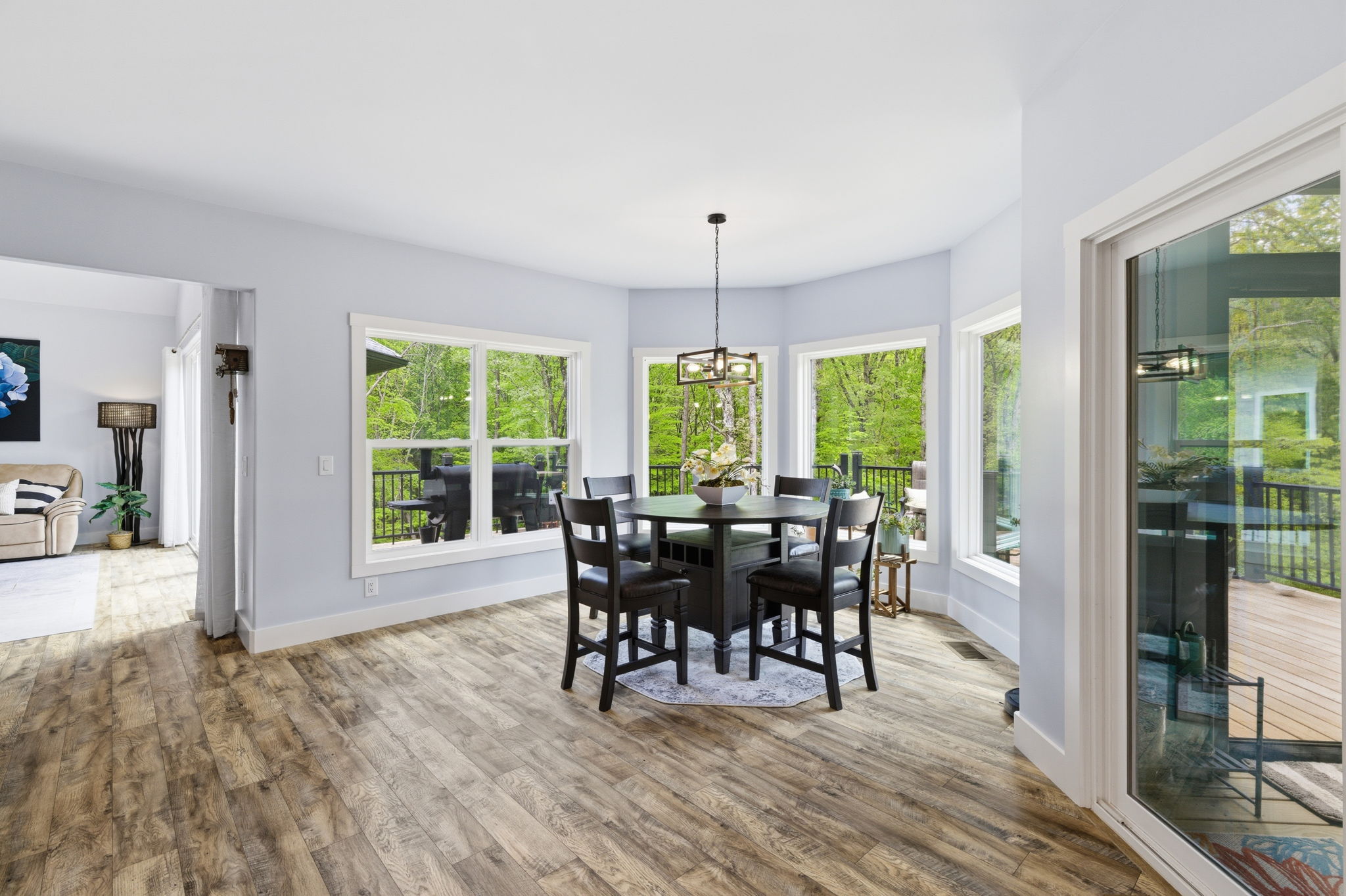 7351 Hiddedn View Dr-21