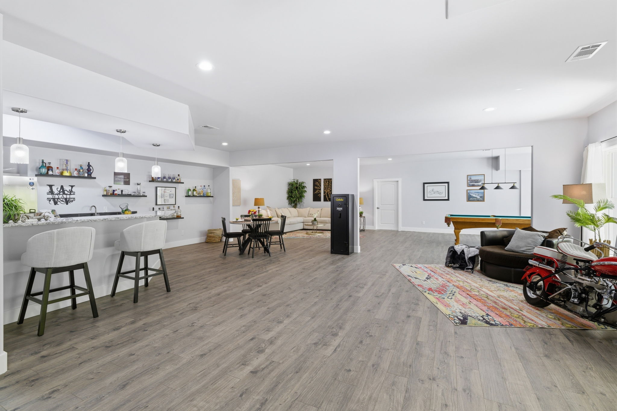 7351 Hiddedn View Dr-45