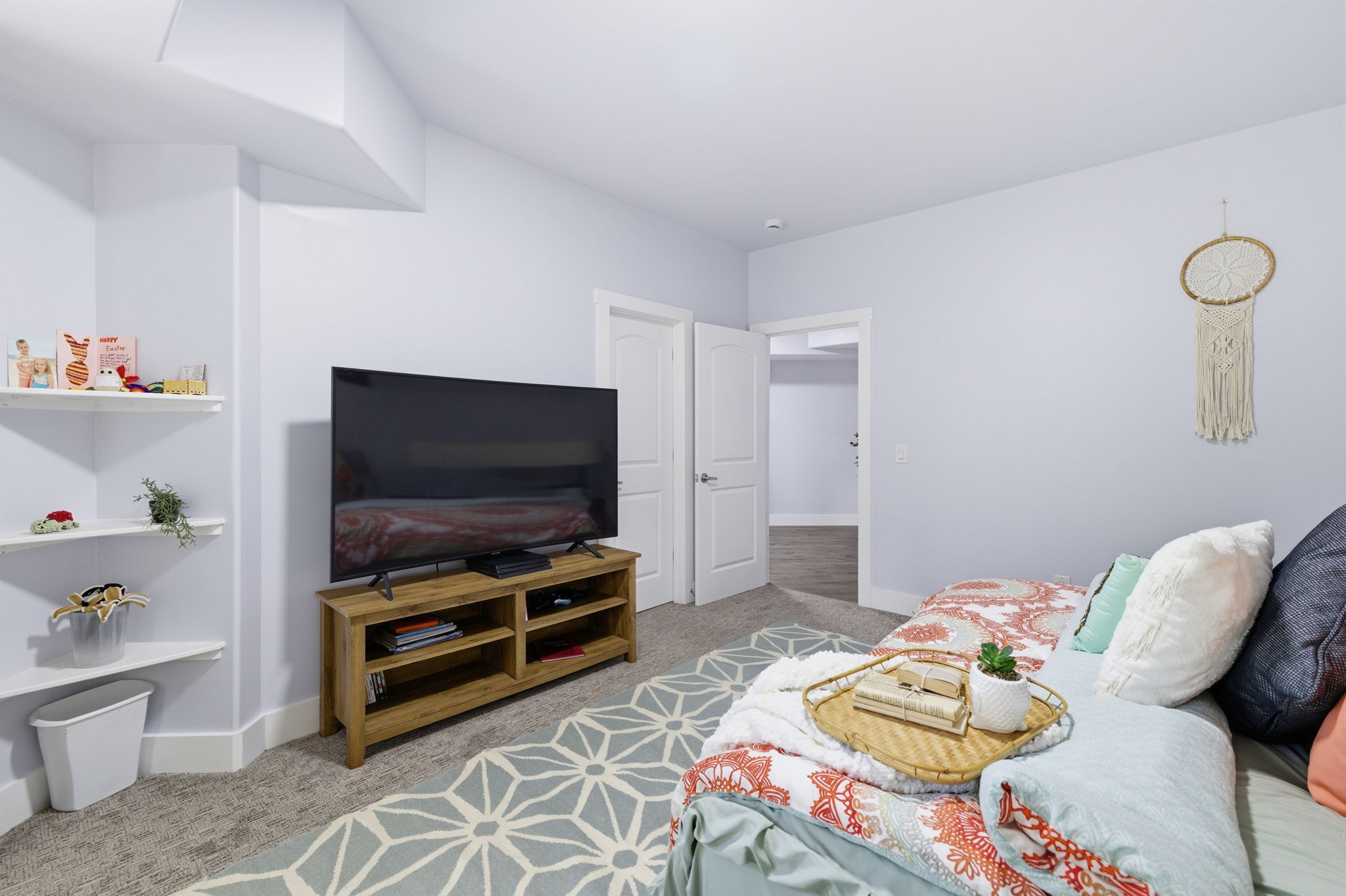 7351 Hiddedn View Dr-54