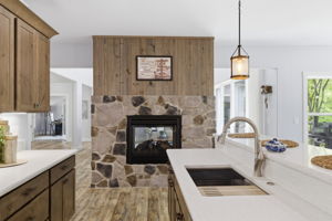 7351 Hiddedn View Dr-19