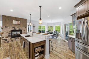 7351 Hiddedn View Dr-20