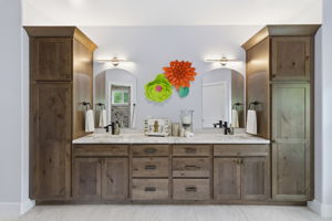 7351 Hiddedn View Dr-32