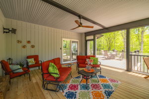 7351 Hiddedn View Dr-39