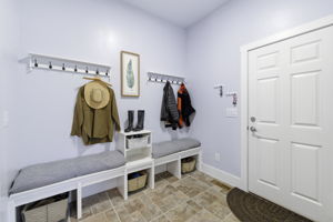 7351 Hiddedn View Dr-60