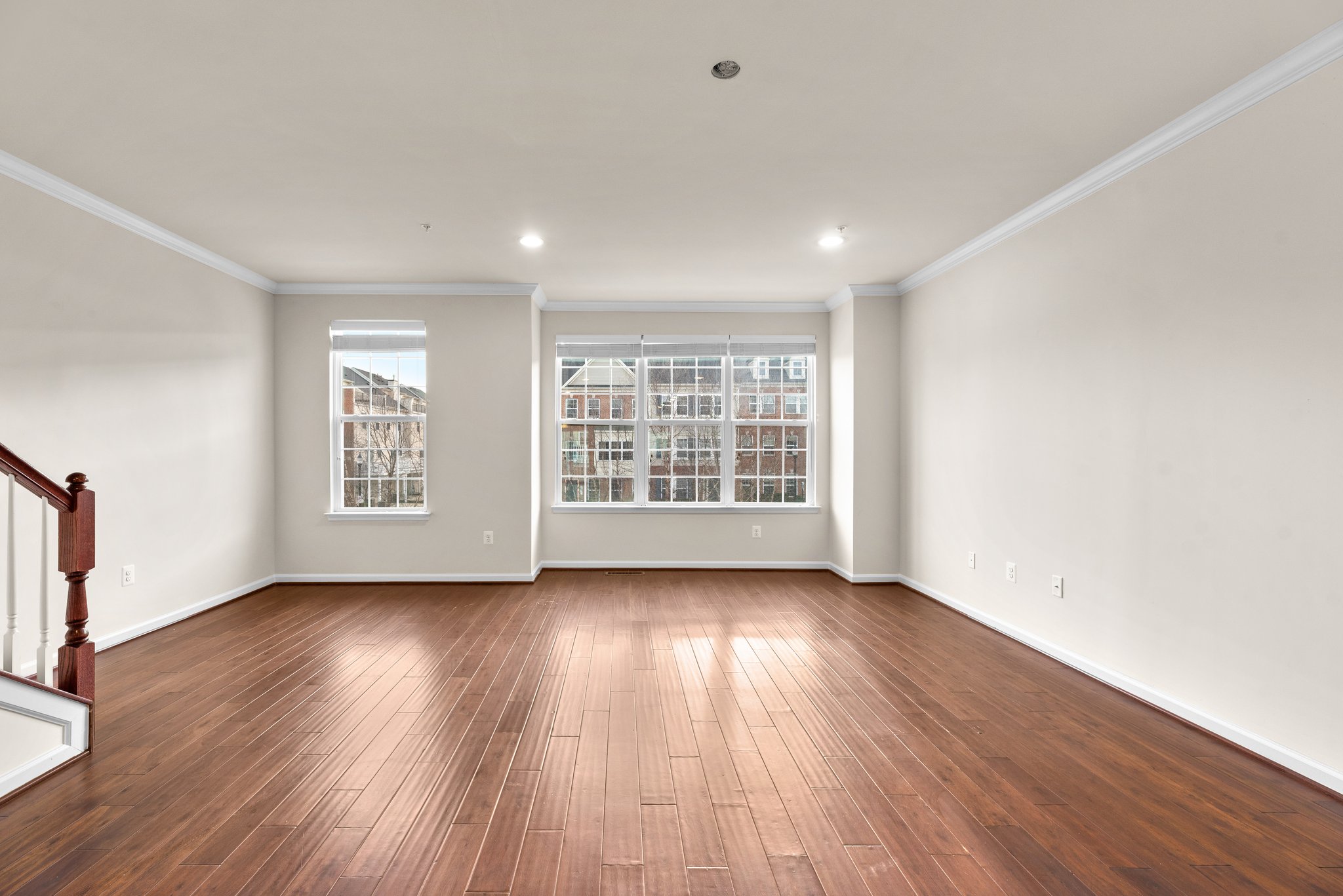 05. Living-Dining.jpg