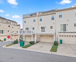 44. Back exterior.jpg