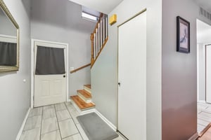Canterbury Pl-S1208-021.jpg