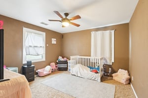 E Parkside Dr-1704-029.jpg