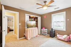E Parkside Dr-1704-030.jpg