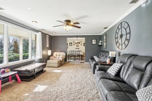 E Parkside Dr-1704-036.jpg