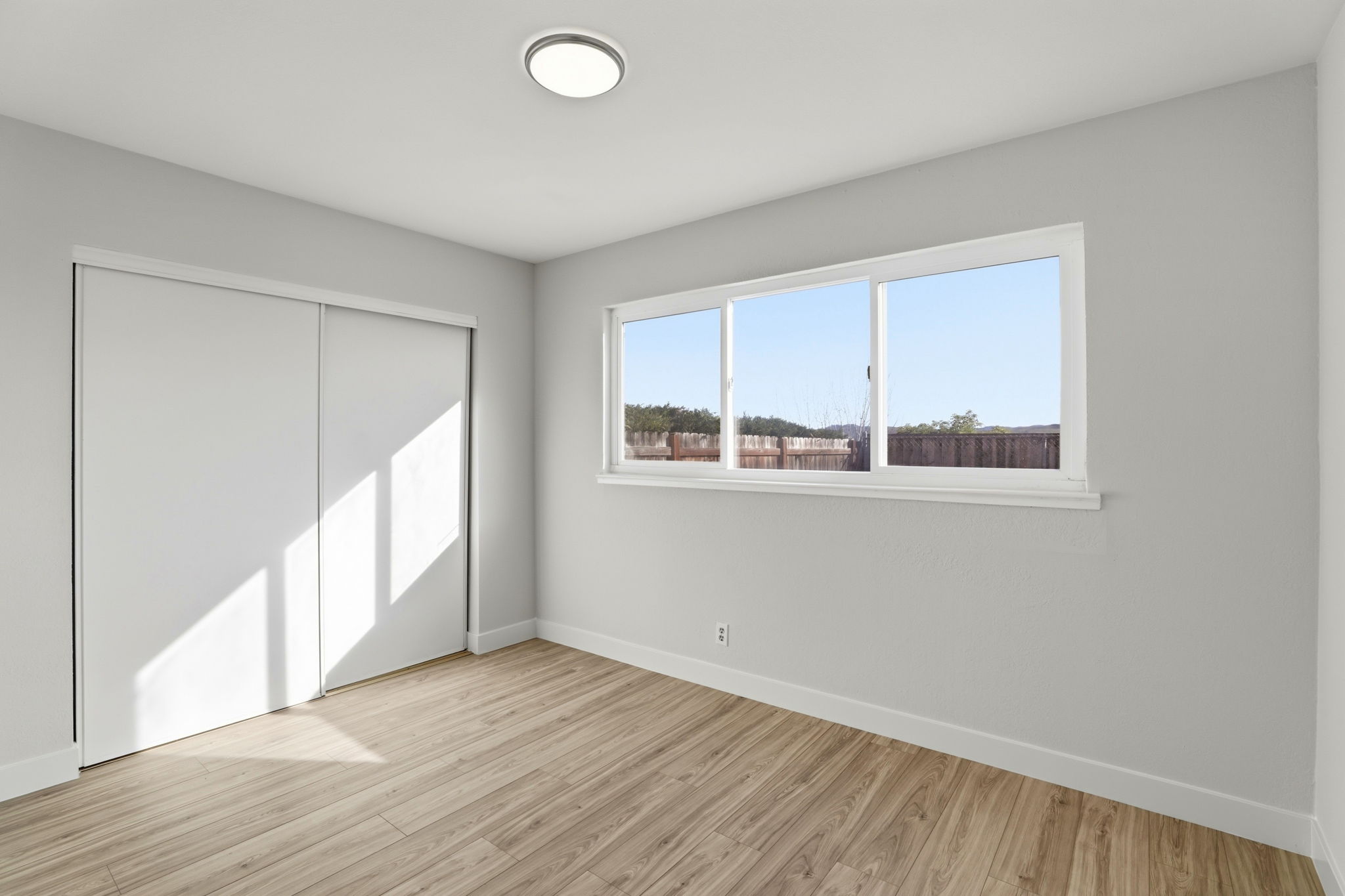 Lots of Natural Lighting in Bedroom!!