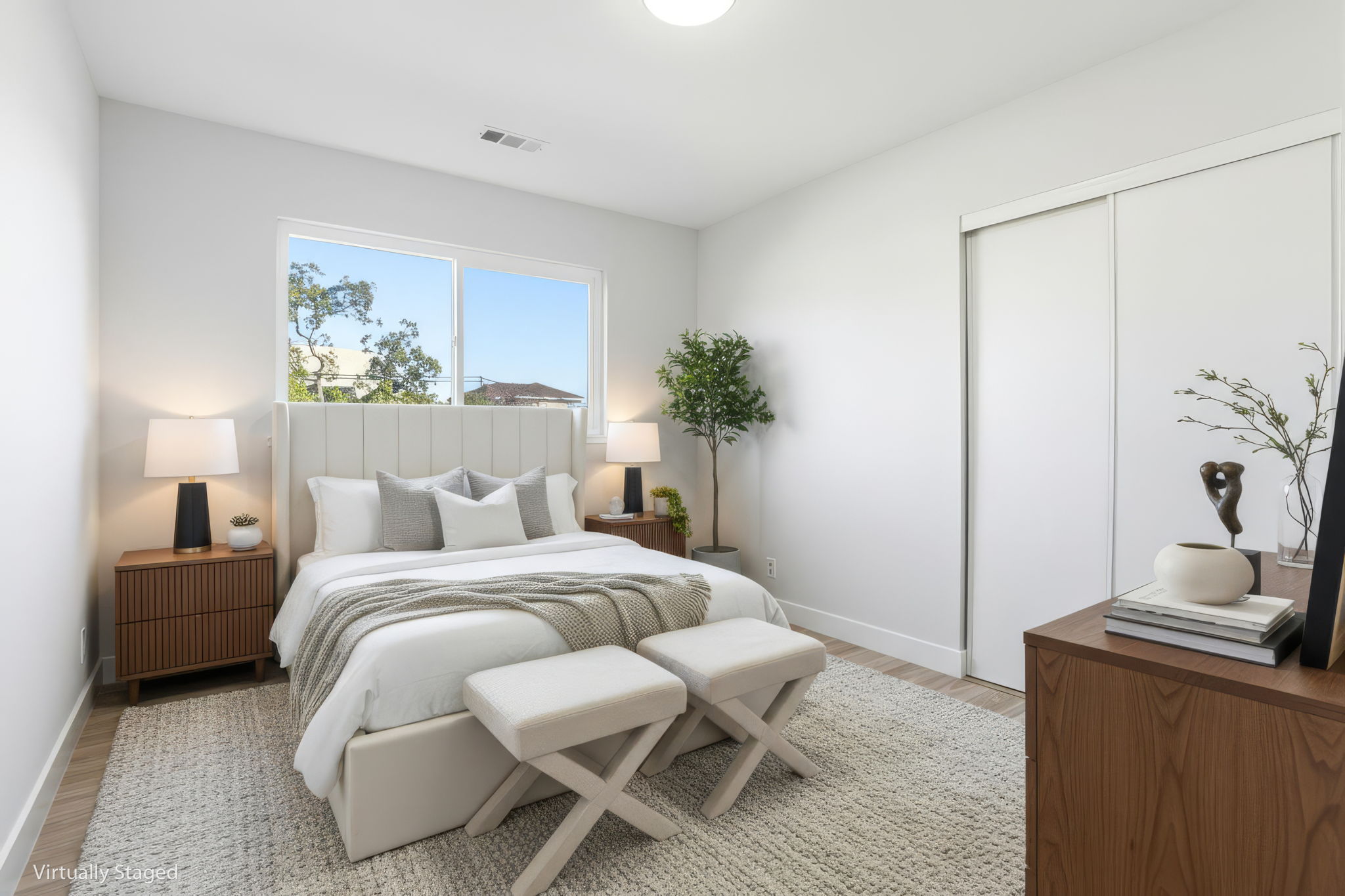 Great Natural Light, Dual Pane Windows, Freshly Painted Interior!! (Virtually Staged)