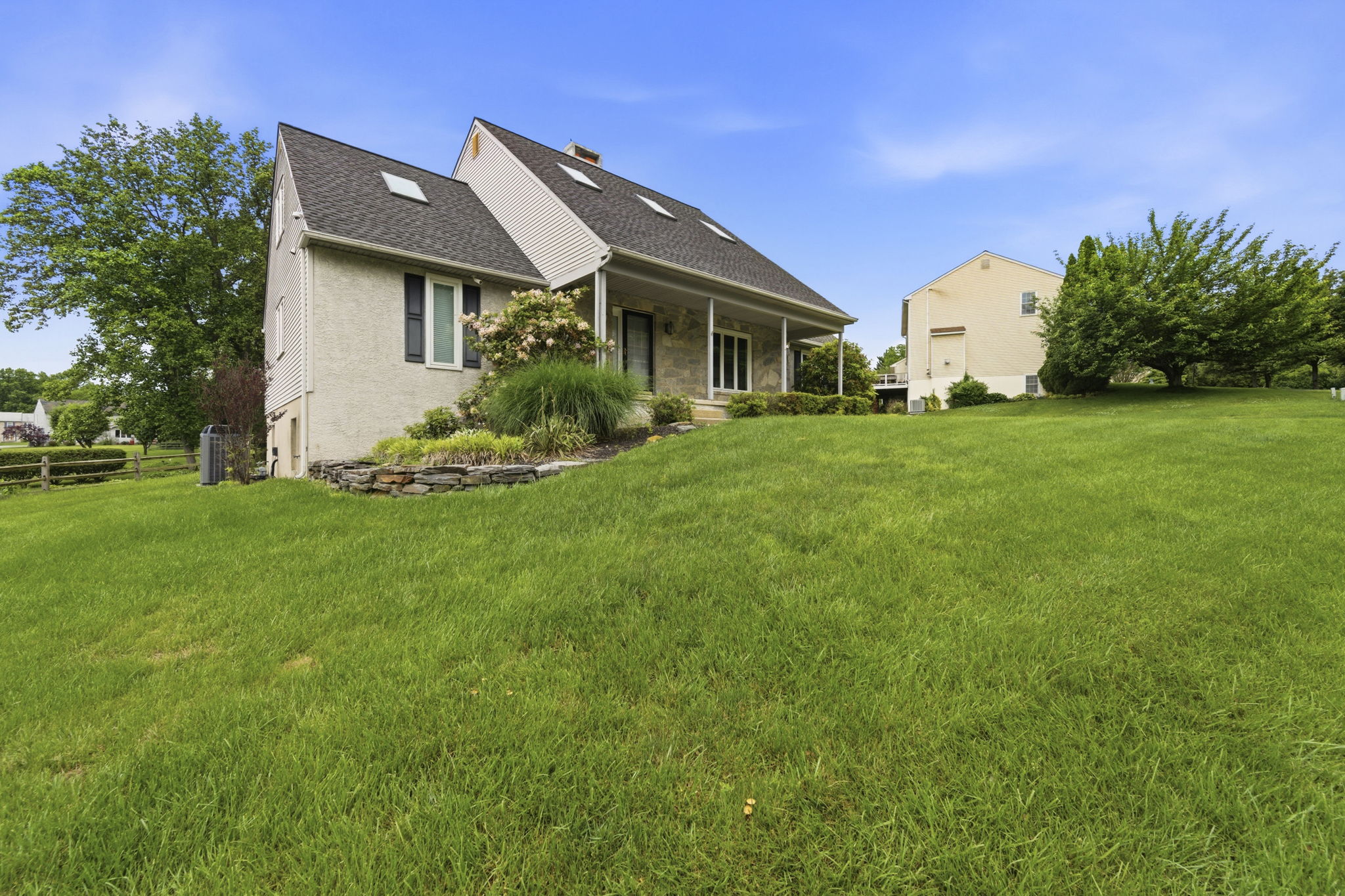Front Exteriors (6)