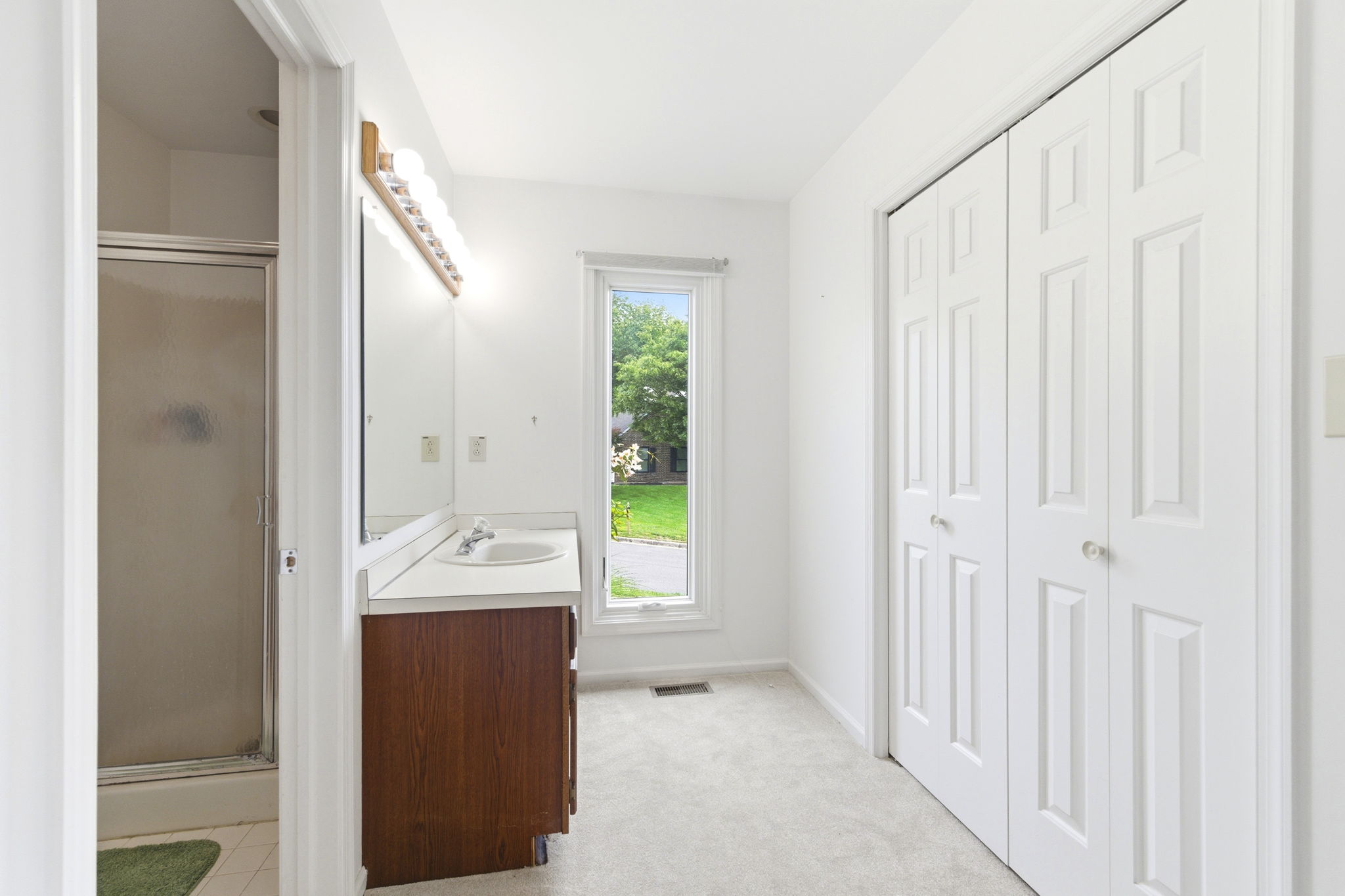Interiors (15)