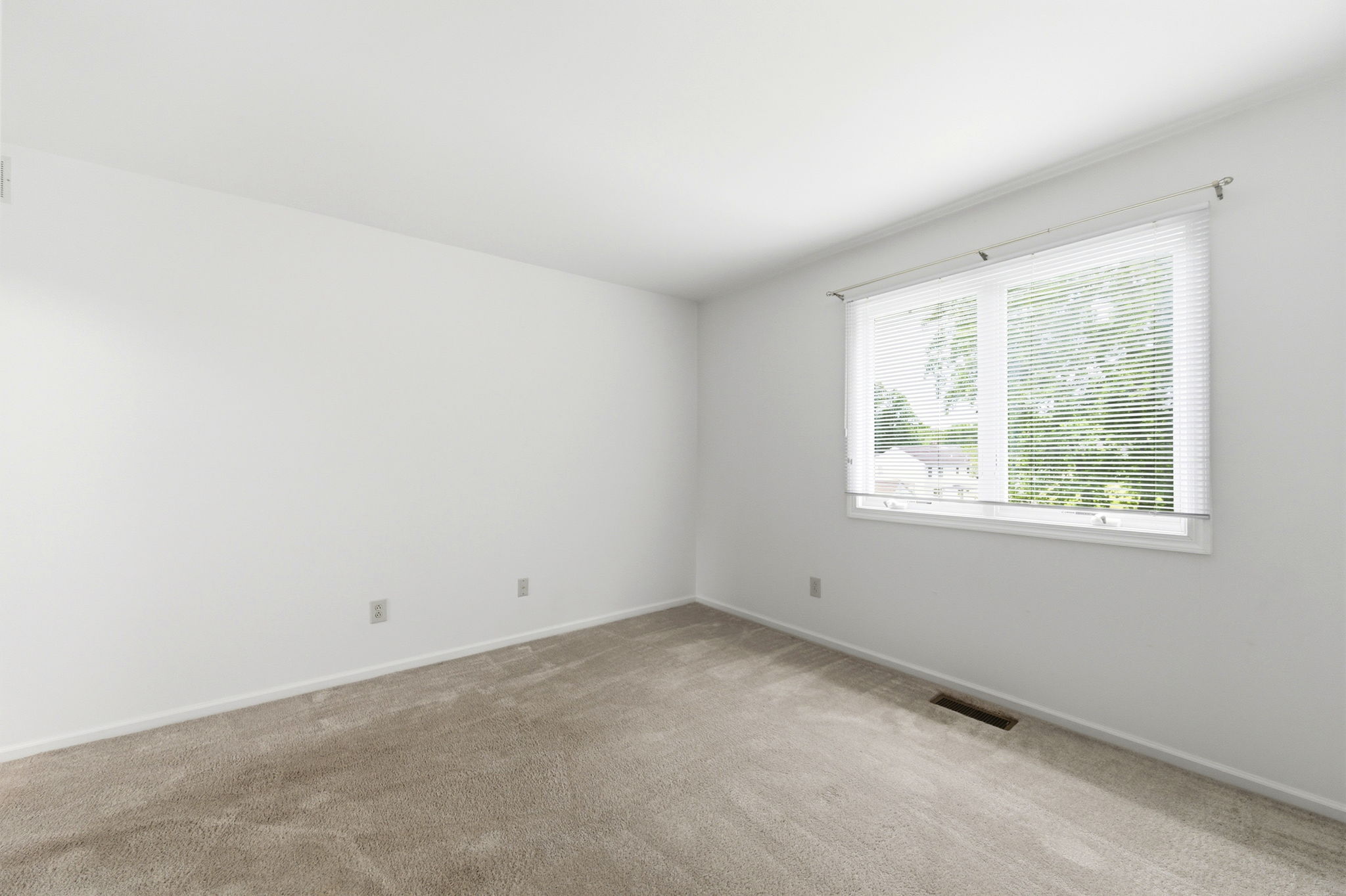 Interiors (47)