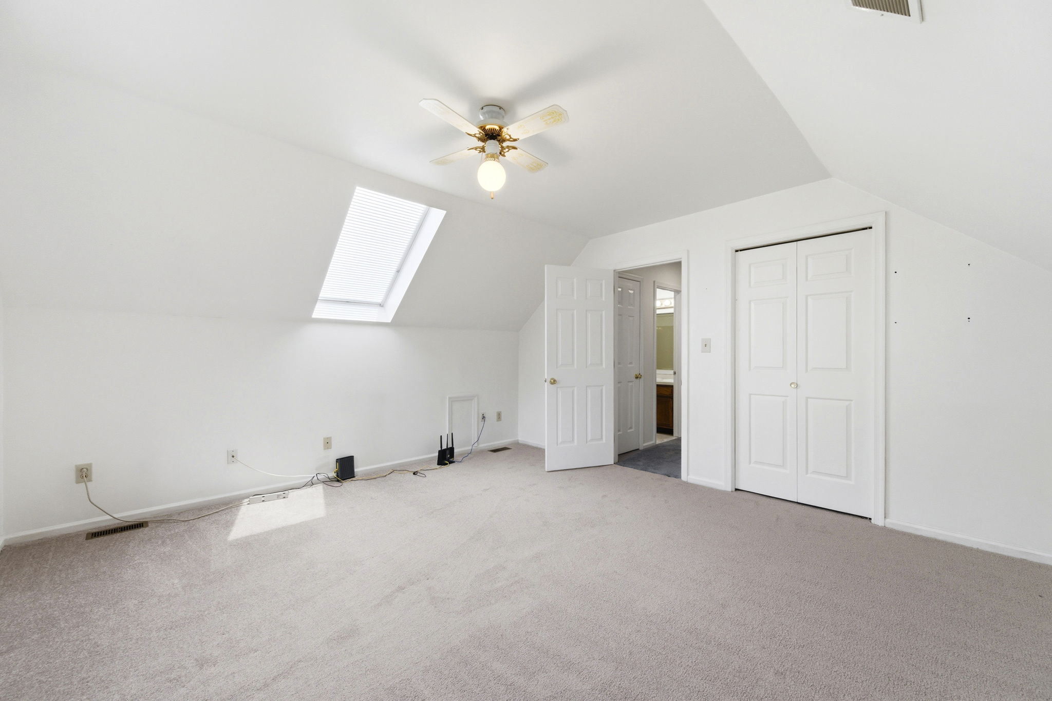 Interiors (56)