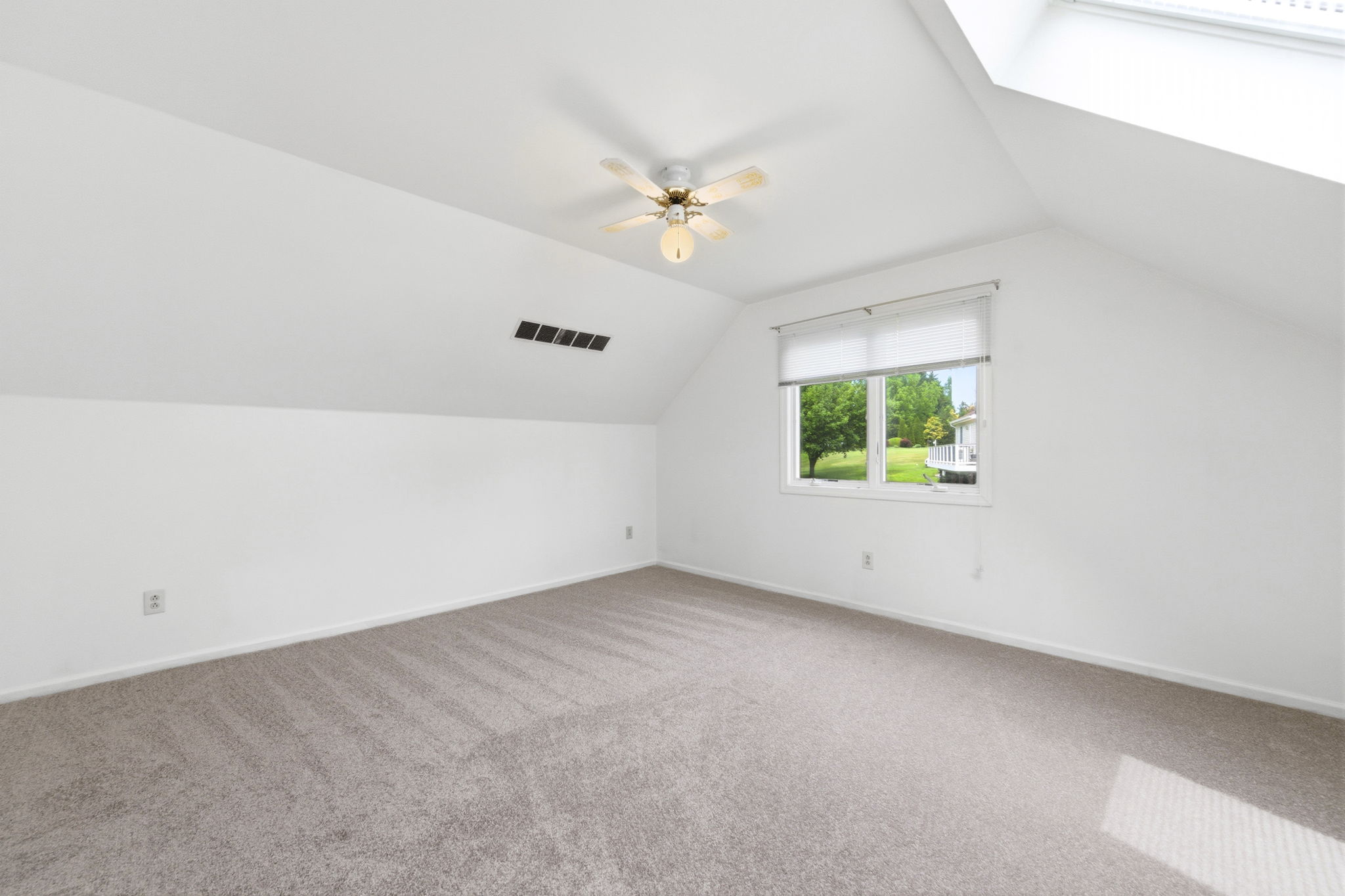 Interiors (58)
