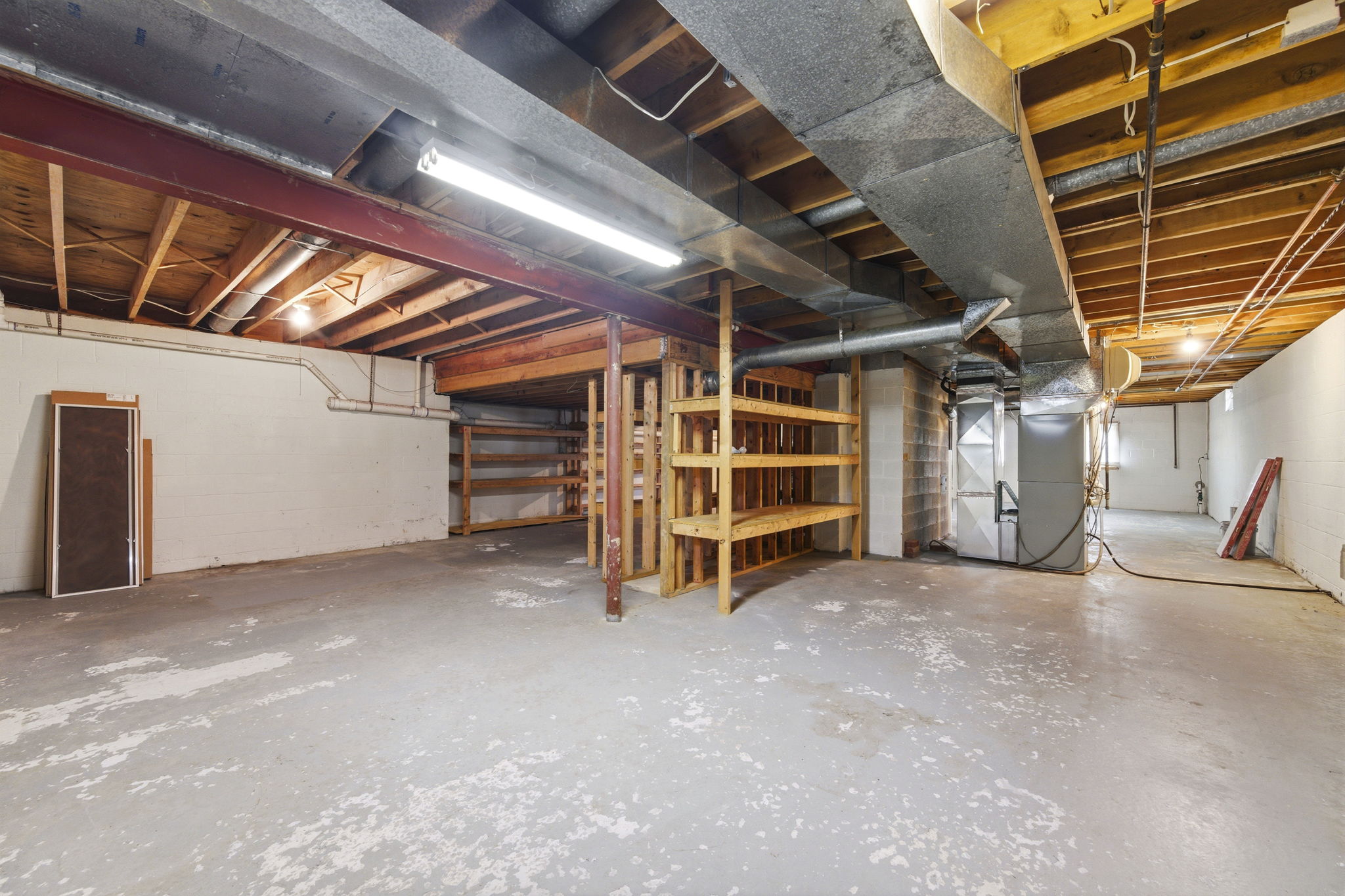 Interiors (62)