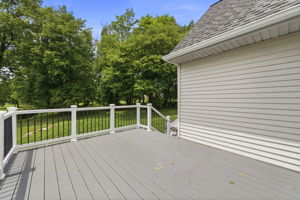 Rear Exteriors (3)
