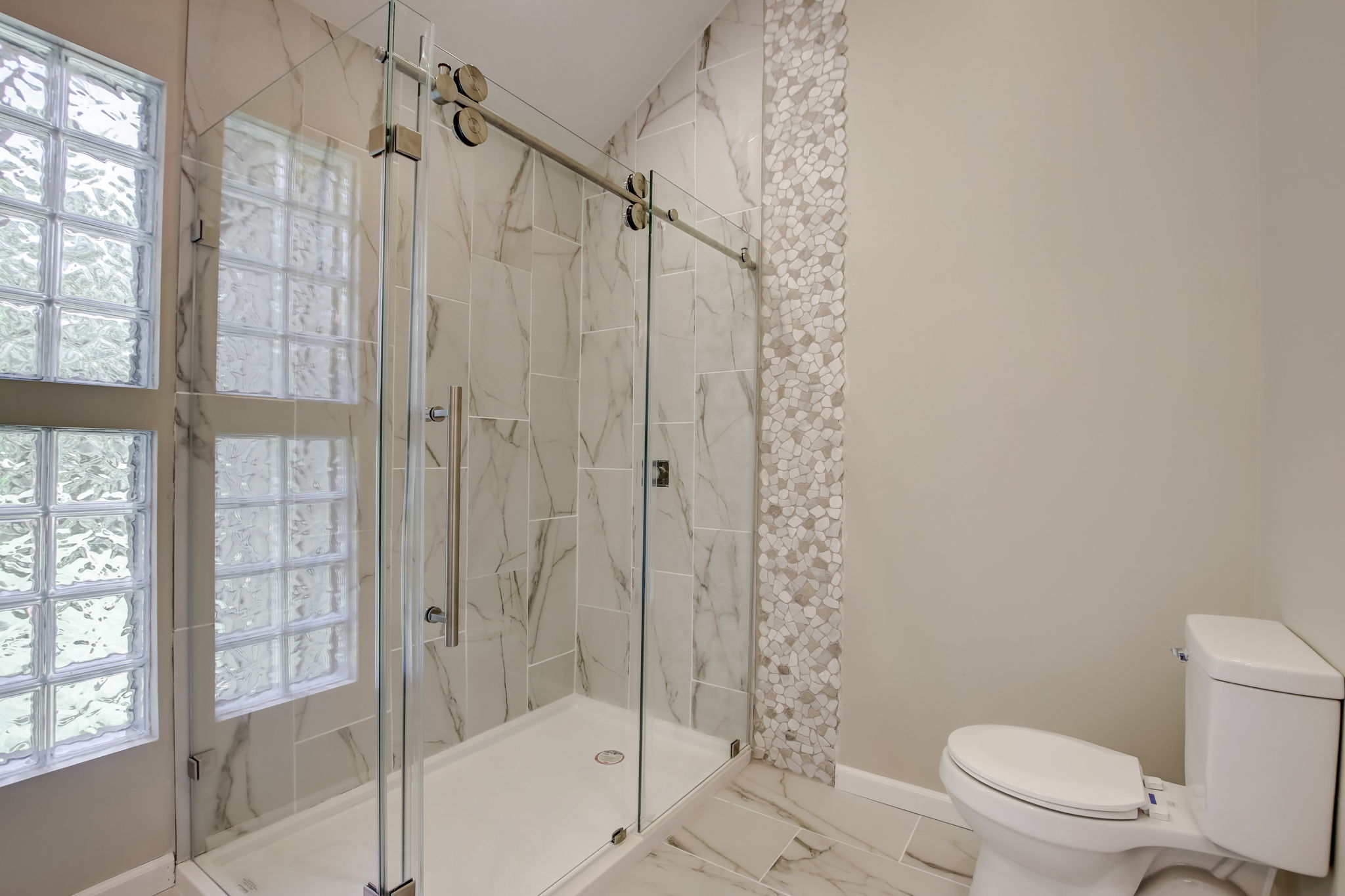 W Fleming Dr-017
