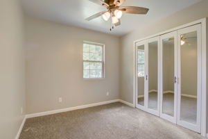 W Fleming Dr-011