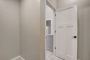 W Fleming Dr-018
