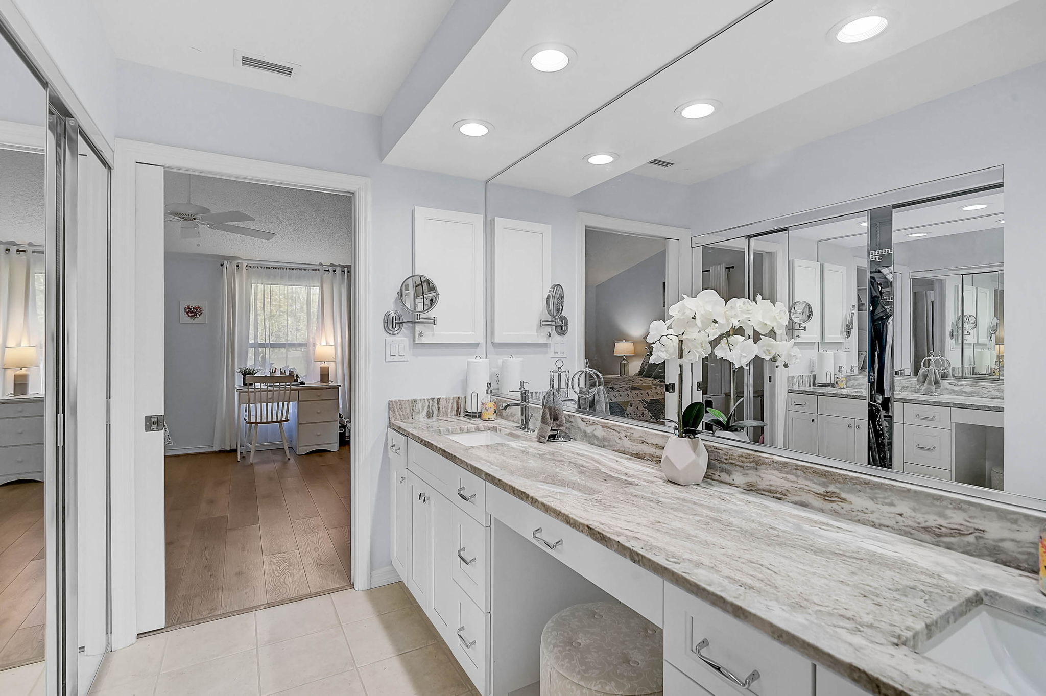 7363 Oak Moss Dr-26