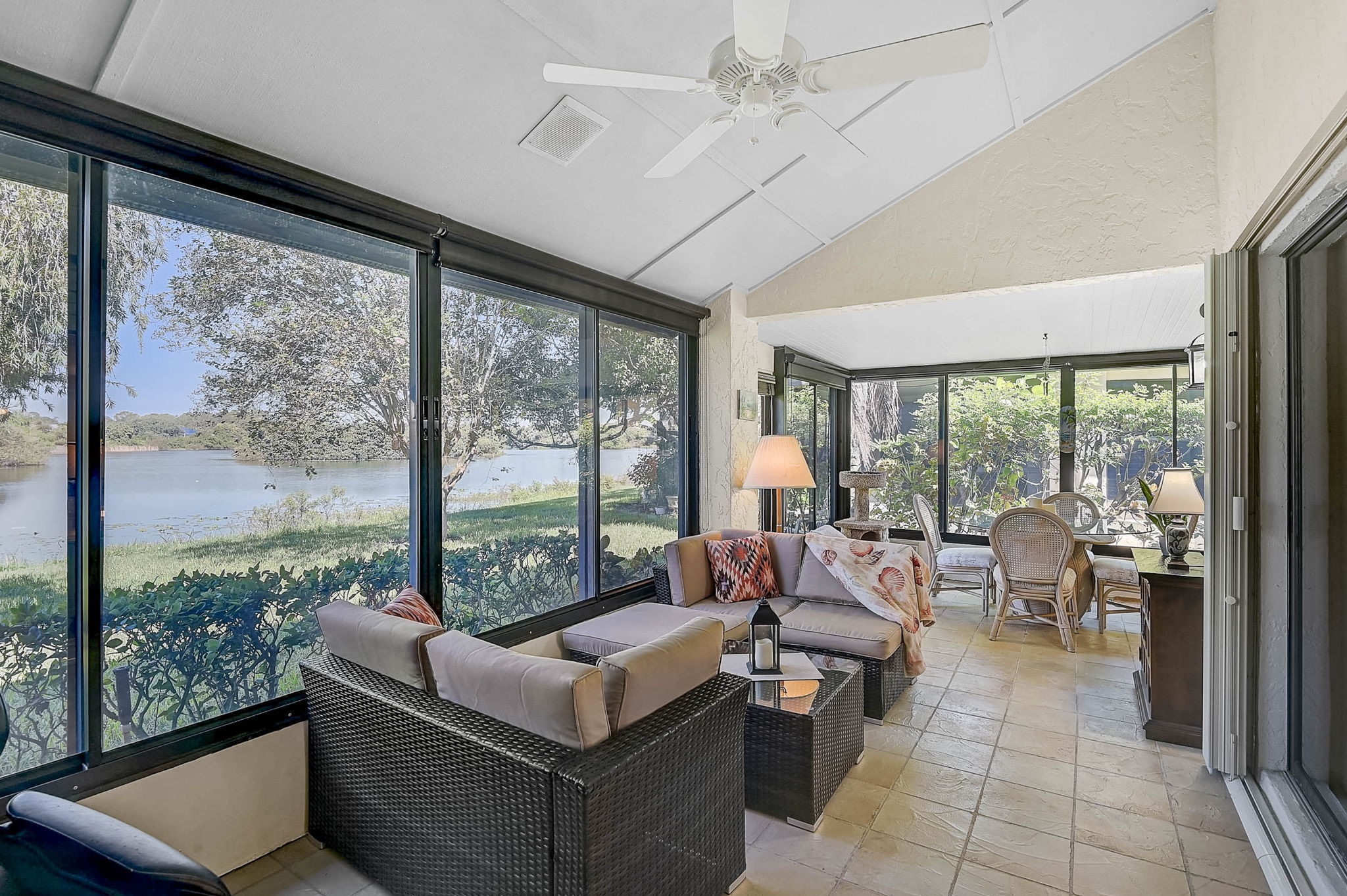 7363 Oak Moss Dr-31