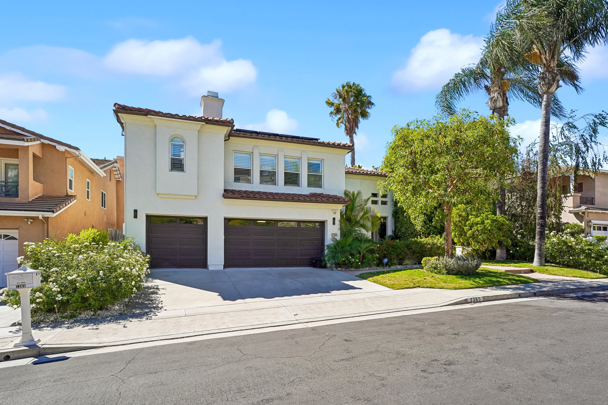 Westcliff Dr-S2307-002.jpg